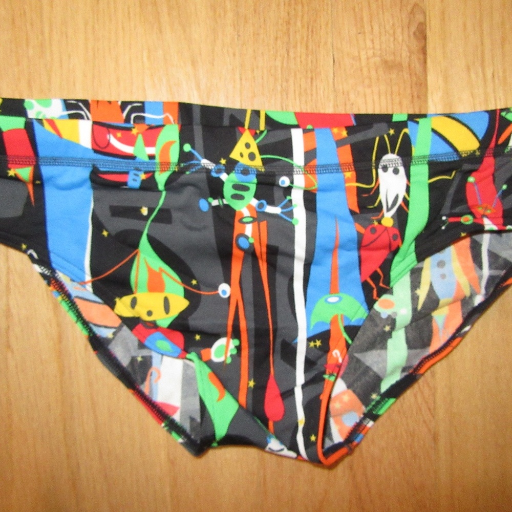 MENS FUNKY TRUNKS SWIM BRIEFS/SIZE SMALL - 32